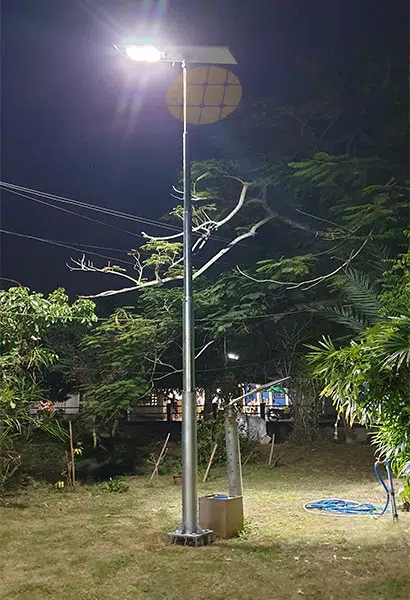 60W all in one solar street light with camera lighting and monitoring at night